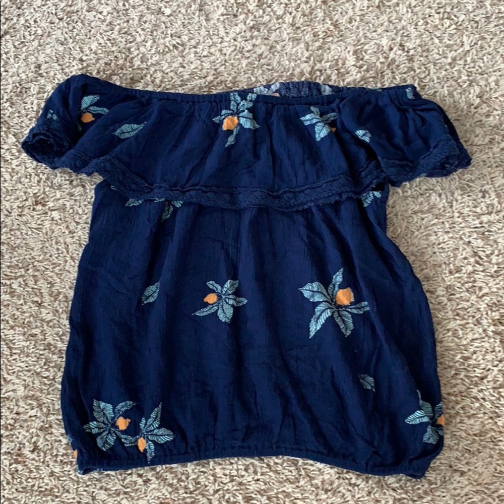 Off the shoulder - last call before donation